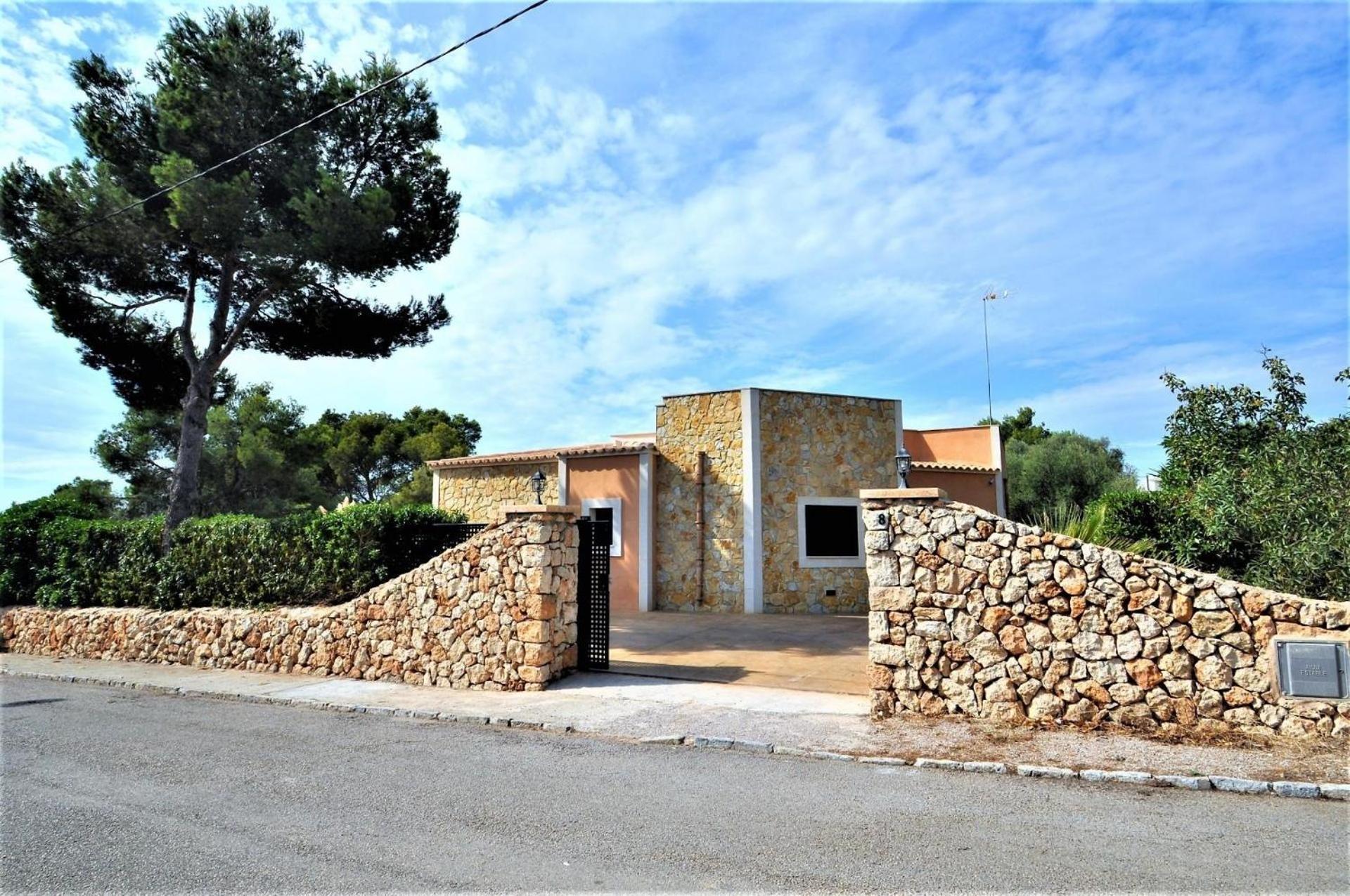 Mit Privatpool Fuer 6 Personen Ca 180 Qm In Vallgornera, Mallorca Suedkueste Von Mallorca * Llucmajor (Mallorca)